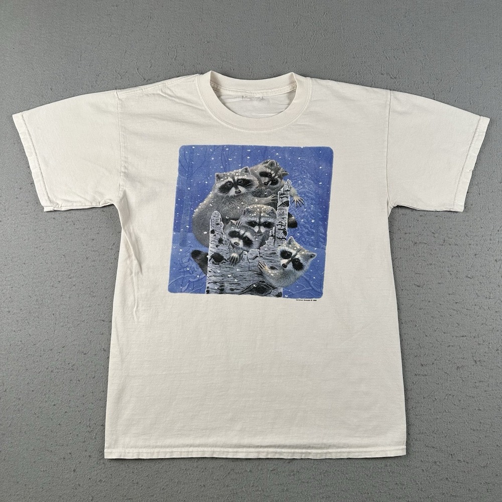 Vintage 90s Raccoon T Shirt Men's Small White Winter Snow Animal Nature Cute